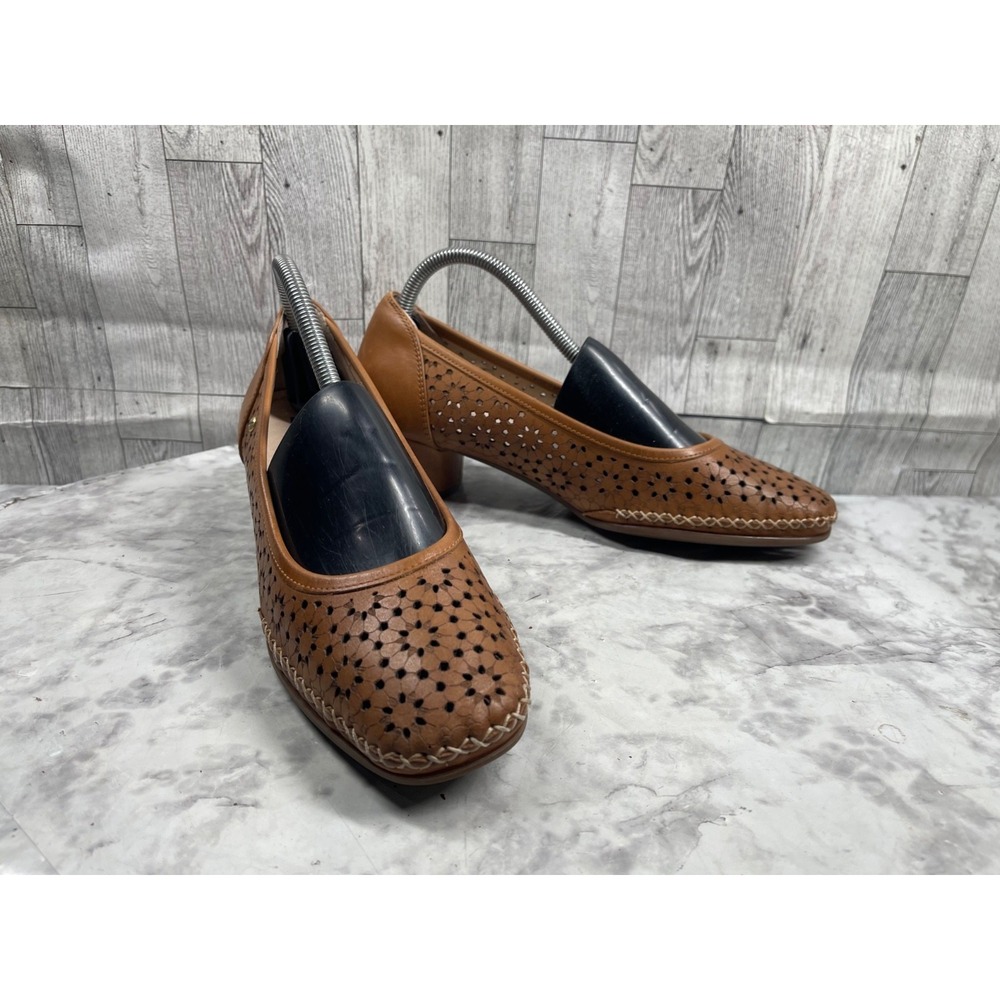 Pikolinos Gomera Low Heel Pumps Women 9.5M Shoes Brown Perforated Leather Floral
